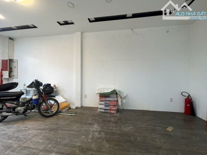 CHO THUÊ MẶT BẰNG 30M2 - CHUNG CƯ HÀ ĐÔ CENTROSA - TOÀ NHÀ VIETTEL - LỐI ĐI RIÊNG