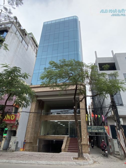 Cho thuê toà VP Cầu Diễn. DT 145m2, 7 tầng 1 hầm, thang máy, ĐH âm trần. PCCC chuẩn
