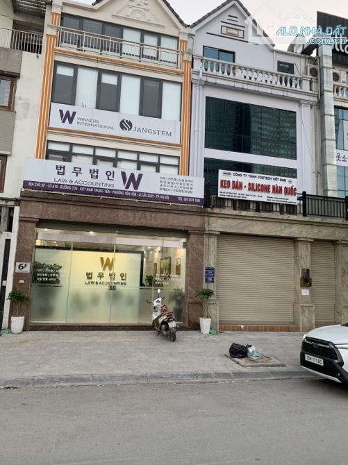 Cho thuê liền kề A10 Nam Trung Yên . DT : 75 M * 5 Tầng . MT : 6 M . Thang Máy.thông sàn