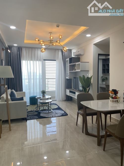 Thuê ngay Centana 3PN máy lạnh, rèm, bếp giá 14tr. View cực đẹp, tầng cao