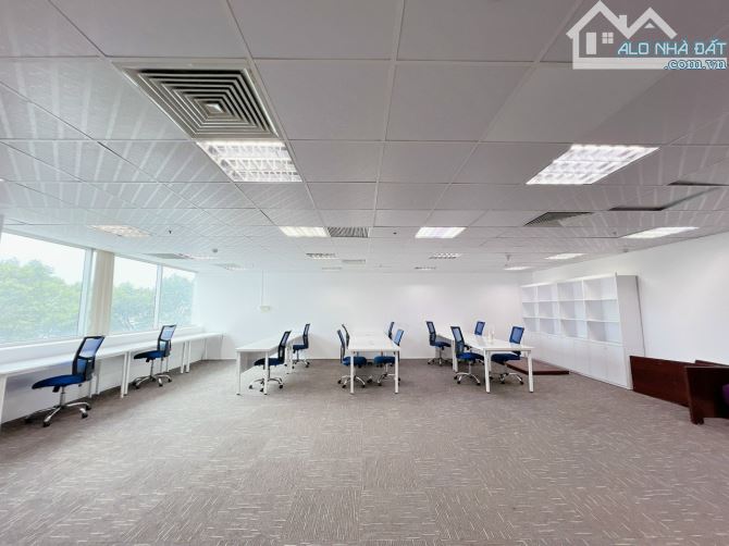 Cho thuê Văn Phòng Quận 10 - Đường Sư Vạn Hạnh, DT: 65m2-95m2-150m2, tòa nhà mới đẹp