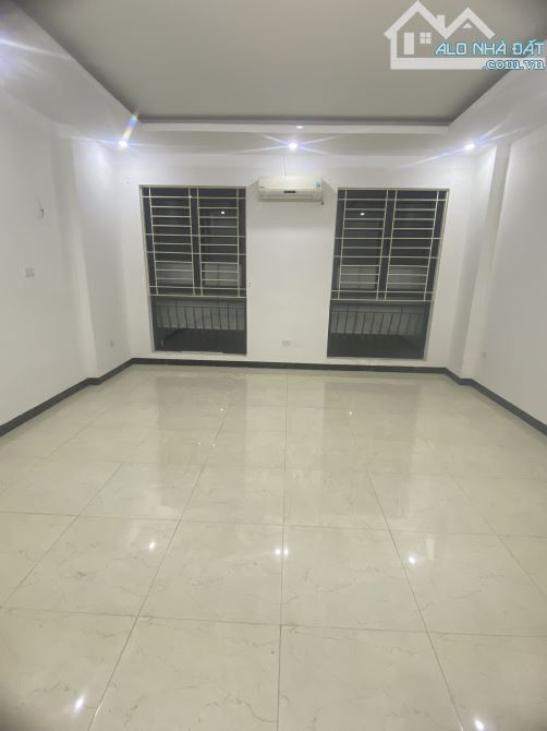 cho thuê nhà liền kề giá rẻ nhất KĐT Xa La, Hà Đông. 80m2x4 tầng, 18 triệu