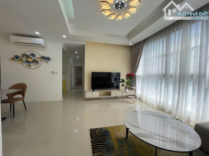 cho thuê căn hộ the Antonia phú mỹ hưng q7 giá 23tr/ tháng view biệt thự.
