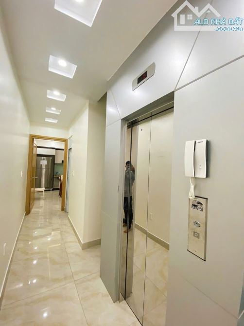 Cho thuê nhà tại Văn Cao , 100m2, 5 tầng, 7 ngủ khép kín full đồ thang máy chỉ 25 triệu