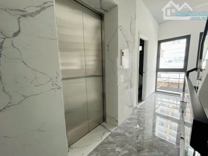 cho thuê toà nhà Văn Phòng 7L TM mặt tiền Khánh Hội, P2, Q4 - 500m2 sàn - 90tr
