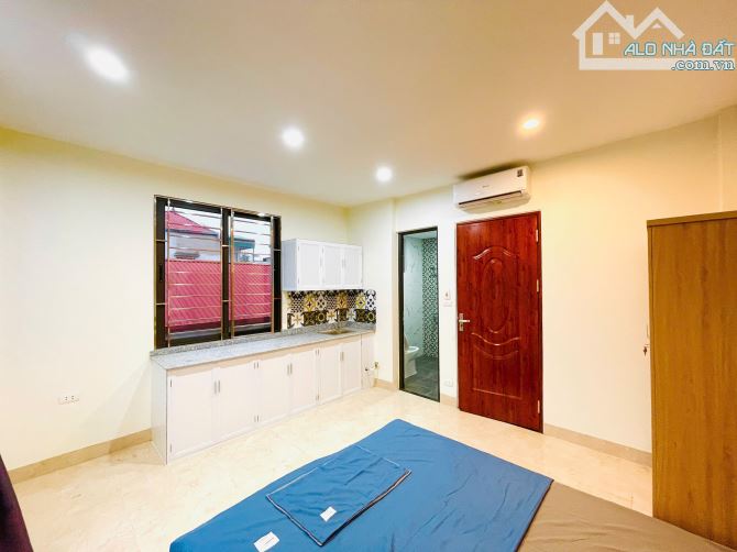 Cho Thuê CCMN 639 Hoàng Hoa Thám Ba Đình 25m2 Studio Cửa Sổ Ban Công Thang Bộ Ful Nội Thất