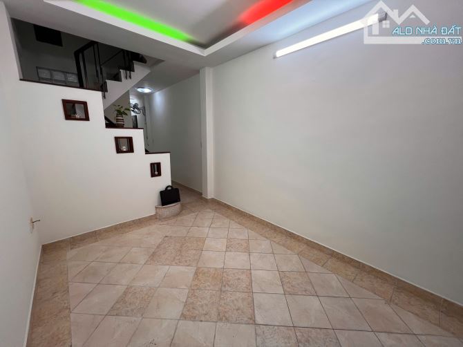 NHÀ ĐẸP NỞ HẬU 3 TẦNG ĐÚC ĐƯỜNG CÔ BẮC, PHÚ NHUẬN, 44M2, CHƯA ĐẾN 8 TỶ.