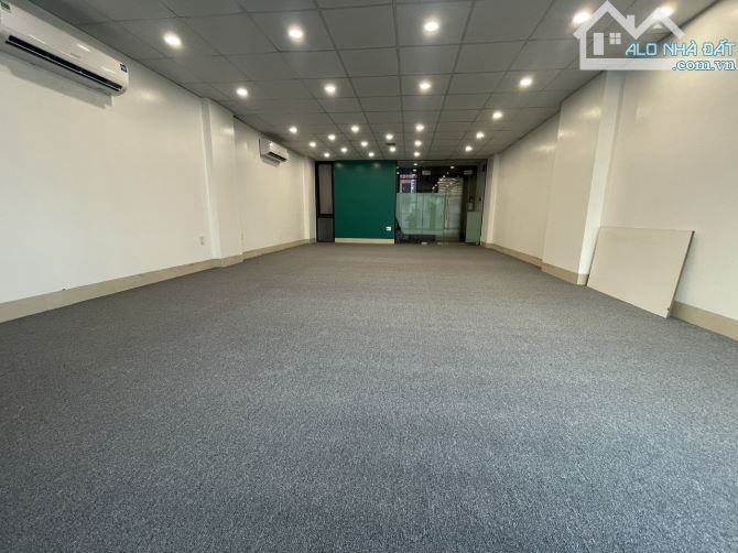 Cho thuê sàn văn phòng ,MBKD mặt phố Trích Sàì ,hồ tây 100m, 200 giá từ 10t ,25t