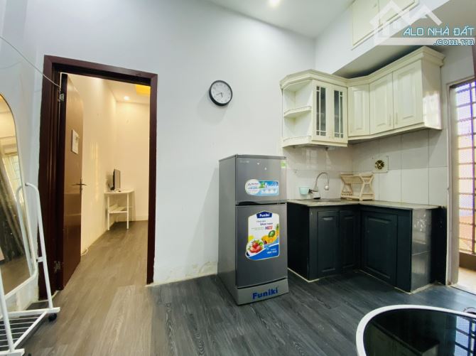 Cho thuê phòng 1 ngủ 1 khách nhà ngõ 42 Phú Đô khép kín điều hòa nóng lạnh đầy đủ 4.4triệu