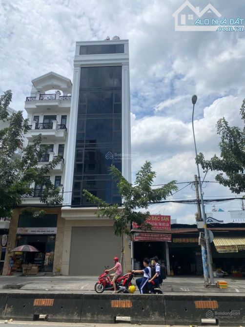 Cho thuê toà nhà VP Mặt Tiền Lê Thị Riêng Phường Thới An Quận 12