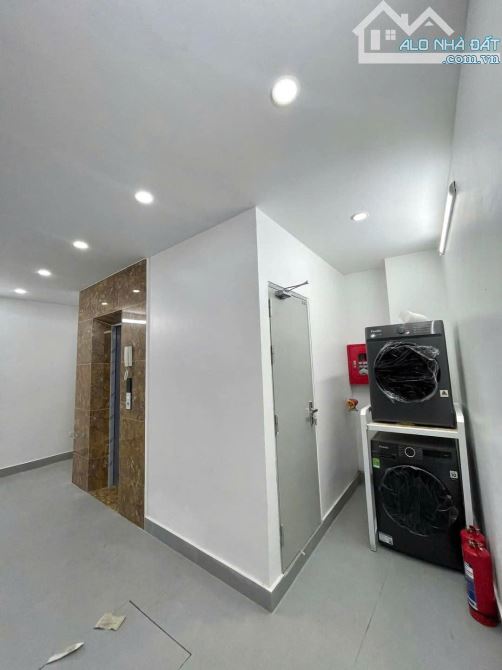 Cho Thuê CCMN Ngõ 33 Phú Đô Nam Từ Liêm 20m2 Studio Cửa Sổ Full Nội Thất Thang Máy Gần Chợ