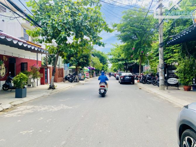 HÀNG HIẾM! LÔ GÓC 2 MẶT TIỀN - LƯU QUANG THUẬN - KỀ TRẦN VĂN DƯ - VÀI BƯỚC ĐI BỘ TẮM BIỂN