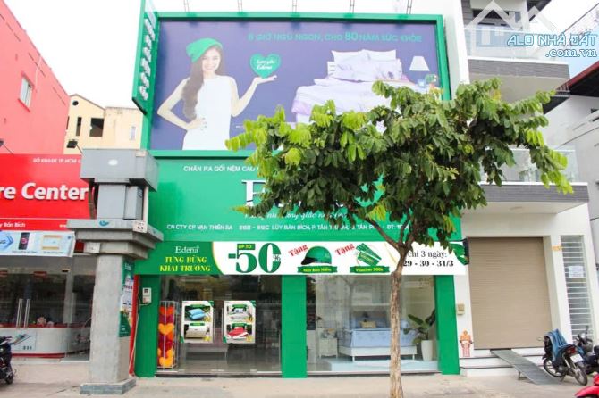 Cho thuê nhà rộng 8X17 Mặt tiền đường Lũy Bán Bích, Phường Tân Thành, Quận Tân Phú