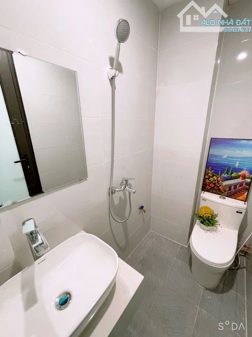 Cho Thuê CCMN Ngõ 322 Mỹ Đình Nam Từ Liêm 25m2 Studio Ban Công Cửa Sổ Thang Máy Gần Chợ