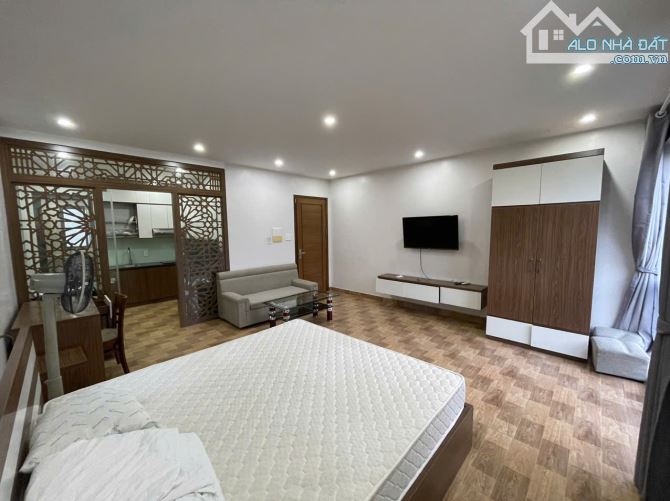 Cho thuê căn hộ 1 p.ngủ rộng tách bếp (40m2) Waterfront City.