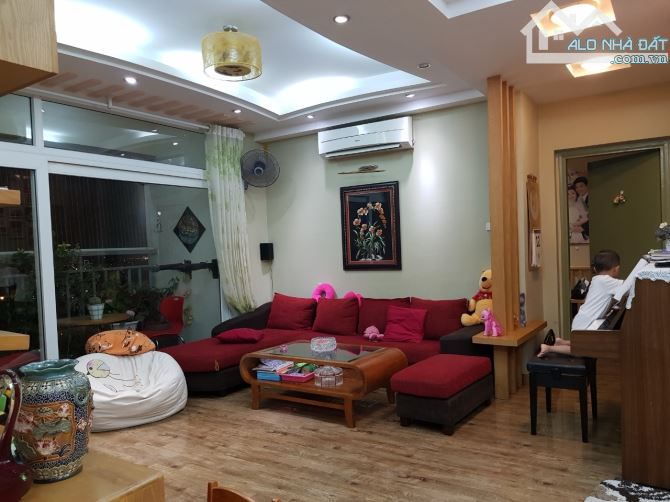 Cho thuê căn hộ 2PN đủ đồ giá 11 triệu Tòa A6 Nam Trung Yên, Cầu Giấy