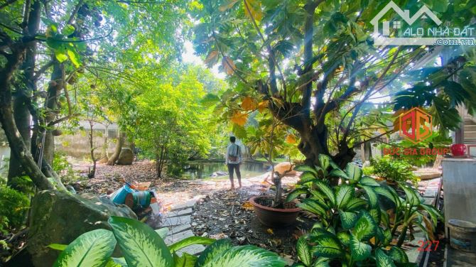 Cho thuê biệt thự sân vườn 1200m2 mặt tiền đường nhựa ven sông P. Bửu Long, Biên Hòa