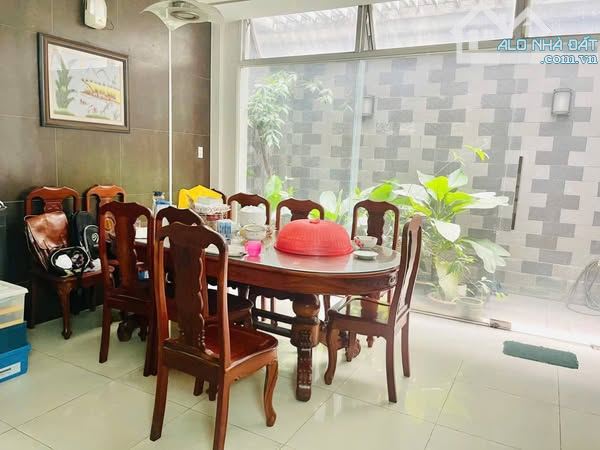 Cho thuê nhà quận Thủ Đức . KDC Hồng Long, P. Hiệp Bình Phước.
