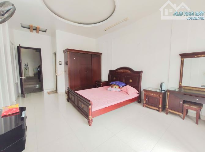 Còn phòng vskk 30m2 phố tây Văn Cao Hải Phòng giá 4.2 Triệu/tháng