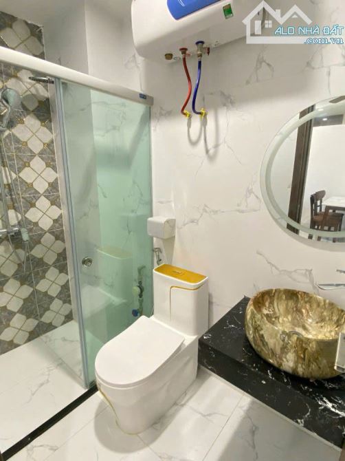 Cho Thuê CCMN 98 Thái Hà Đống Đa 30-35m2 1N1K Studio Cửa Sổ Giặt Riêng Thang Máy Ô Tô Đỗ