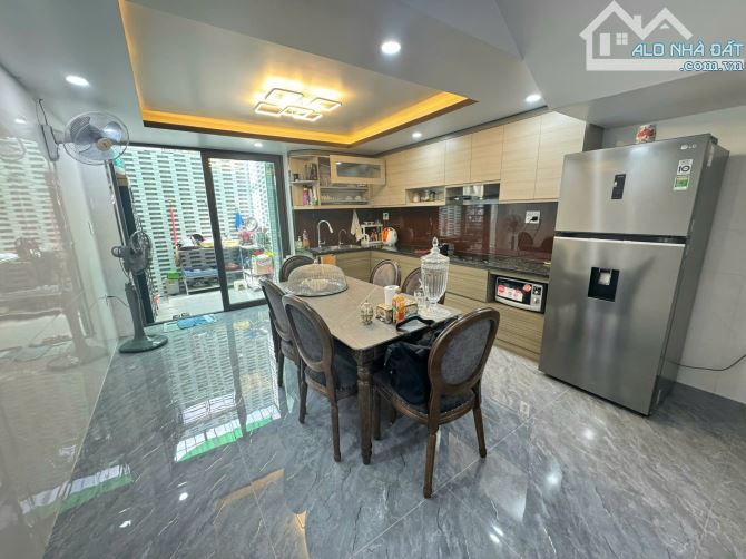 C.H.O T.H.U.Ê N.H.À Văn Cao mới tinh, 78m2, 4 tầng, 4 ngủ full, 25 triệu