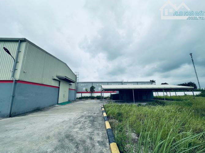 Cho thuê 1200m2 PCCC tự động trong kcn thạch thất