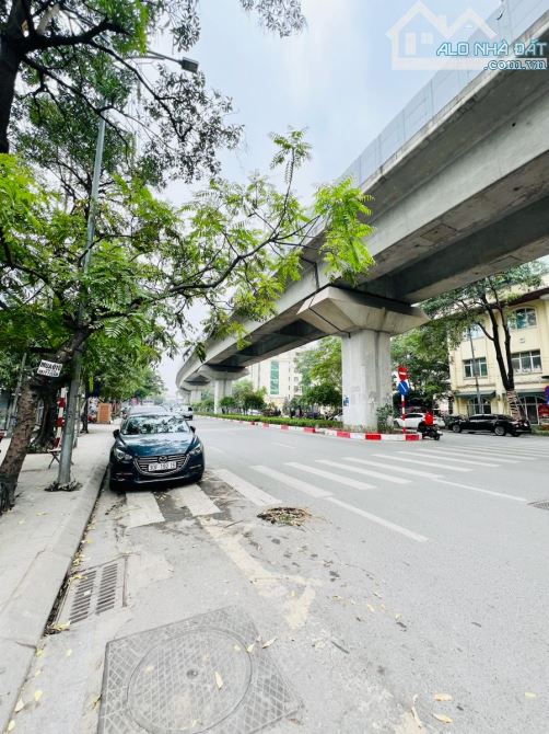 MẶT PHỐ HÀO NAM - LÔ GÓC KINH DOANH BUILDING - 61M - 21.5 TỶ