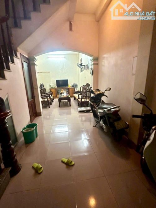 bán nhà mặt phố trần đăng ninh, 50m2, mt 4m, 4t, vỉa hè 3m, kinh doanh, 13,95 tỉ
