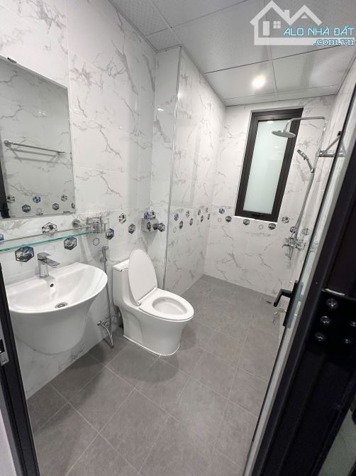 Cho Thuê CCMN 75 Xuân Đỉnh Bắc Từ Liêm 35m2 Studio 1N1K Ban Công Thang Máy Ô Tô Đỗ Gần