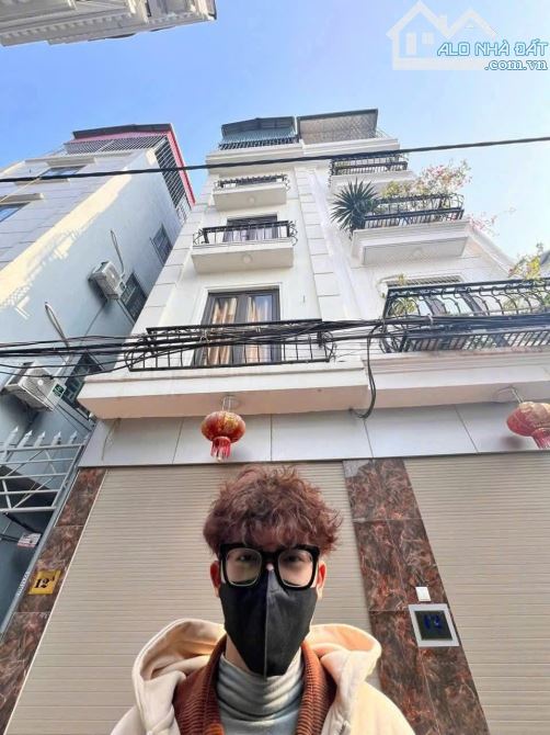 Cho thuê Nhà phố Tư Đình, Long Biên 11 triệu, 5 tầng,34 m, 3PN, full NT, Ô TÔ,kinh doanh