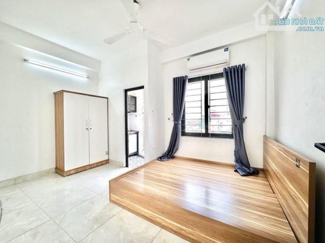 Chung cư mini tại ngõ 323 Đường Trần đại nghĩa và ngõ 254 Minh khai thang bộ và máy