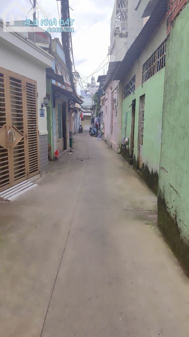 CHÍNH CHỦ BÁN NHÀ 1T1L GẦN NHÀ GA T3 - CÁCH 50M RA ĐƯỜNG LỚN PHẠM VĂN BẠCH,P.15,Q.TÂN BÌNH