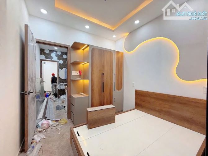 Nhà nhỏ xinh Bình Thạnh sát Q1, giá chỉ hơn 4 tỷ, full nội thất, phù hợp gia đình ở, SHR