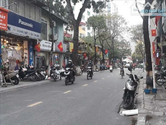 BÁN ĐẤT MẶT PHỐ ĐỘI CẤN – BA ĐÌNH – MẶT TIỀN 30M – DIỆN TÍCH GẦN 1.200M² – GIÁ 400TỶ 🏗️