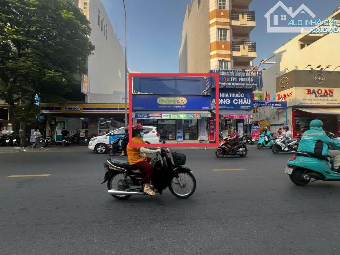 CHO THUÊ NHÀ MẶT TIỀN ĐẸP CAO THẮNG QUẬN 10,NGANG 8M DÀI 17M SÀN TRỐNG SUỐT,KD TỰ DO