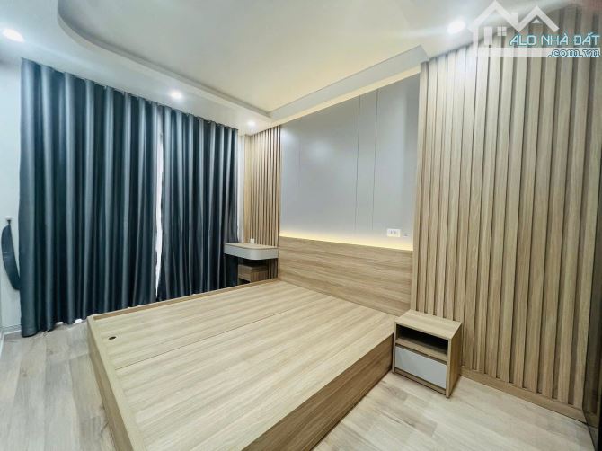 Tôi cần bán nhà 5Tầng thang máy phố Mậu Lương,Kiến Hưng,HĐ.Ngõ thông KD.Ôtô qua.Giá 6tỷ7