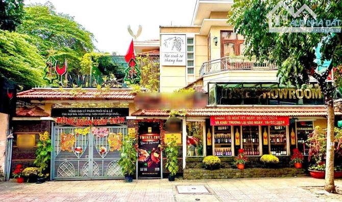 Cho thuê Biệt thự Villa 512m²- MT Nguyễn Thị Diệu, Võ Thị Sáu, Q3 – 12.6mx18m-1T 2L-210 Tr