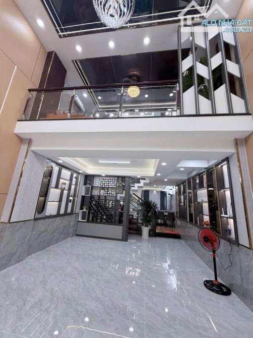 🔥SIÊU PHẨM VIEW SÂN BAY - HẺM ÔTÔ-NGANG 5M- FULL NỘI THẤT CAO CẤP - 70M2