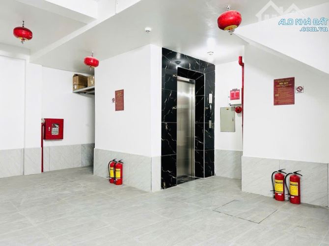 CCMN 7 TẦNG THANG MÁY, MT 7M, TRUNG TÂM THANH XUÂN – DÒNG TIỀN 700TR/NĂM