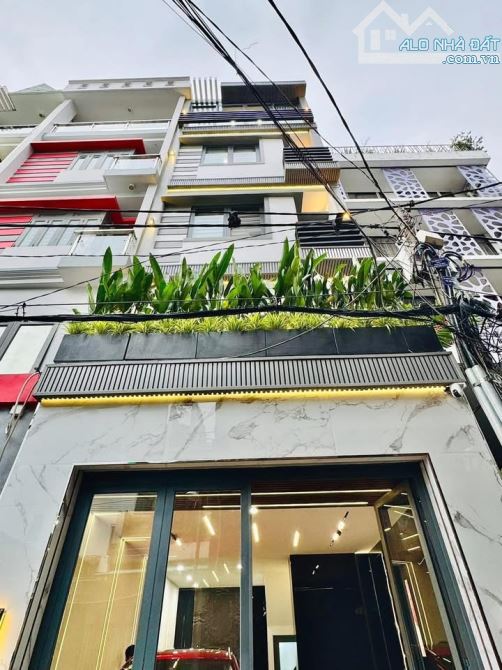 Xoay vốn kinh doanh bán gấp nhà cực đẹp ngay Nguyễn Tiểu La,P8,Quận 10- Giá:4tỷ560/61,6m2