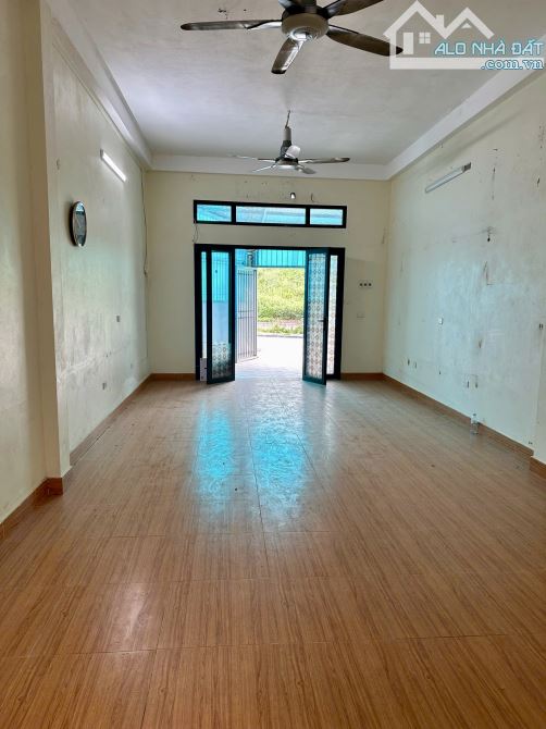 SIÊU HIẾM. BÁN NHÀ MẶT ĐƯỜNG ĐÊ PHÚC LỢI 56.3M2 KINH DOANH, ĐƯỜNG 15M VỈA HÈ 5.8 TỶ