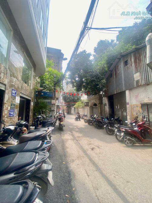 Tôi cần bán gấp nhà mặt ngõ Vũ Ngọc Phan, Láng Thượng, Đống Đa, Hà Nội 40,5 tỷ, 144m2