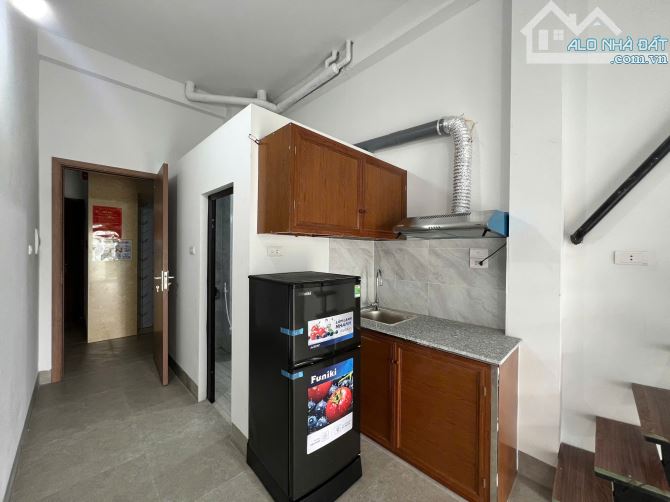 Cho Thuê CCMN 36 Xuân La Tây Hồ 25m2 Gác Xép Cửa Sổ Ban Công Full Nội Thất Thang Máy