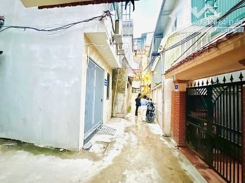 BÁN NHÀ DÒNG TIỀN 6 TẦNG THANG MÁY MỚI LÔ GÓC FULL NỘI THẤT 47M2 BẮC TỪ LIÊM CHỈ 8.9 TỶ