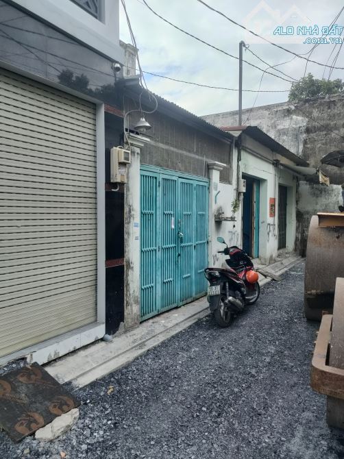 BÁN NHÀ QUẬN 12 CHÍNH CHỦ SỔ HỒNG RIÊNG HẺM XE TẢI Ô TÔ ĐỖ CỬA ĐƯỜNG SONG HÀNH PHƯỜNG TRÂY