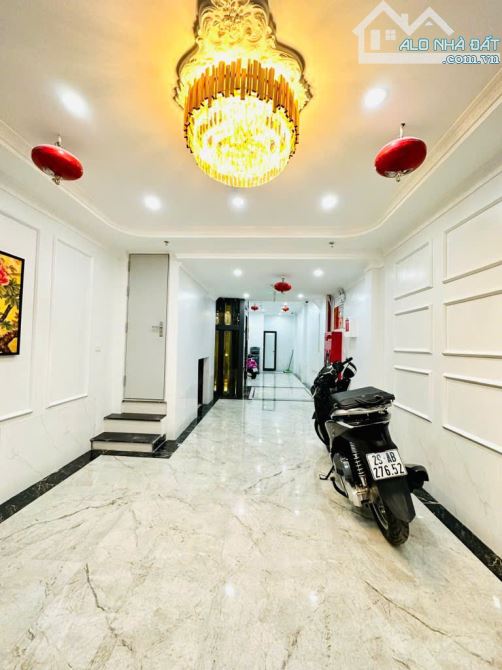 10 PHÒNG KHÉP KÍN, 720TR/NĂM, FULL NỘI THẤT, THANG MÁY, CIVIC VÀO NHÀ, HOÀNG MAI CHÍNH CHỦ