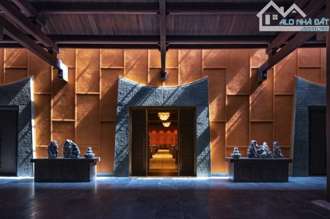 CHO THUÊ TỔ HỢP RETREAT HOTEL 4 SAO 200 PHÒNG- 2 HỒ BƠI- PHÚ MỸ HƯNG, QUẬN 7