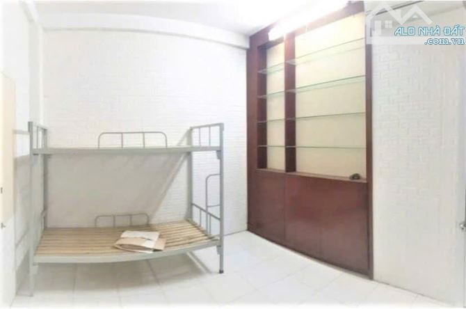 PHÒNG TRỌ 2.5tr PHỐ ĐẠI LA – GẦN ĐH BÁCH KHOA - KINH TẾ – CỬA VÂN TAY