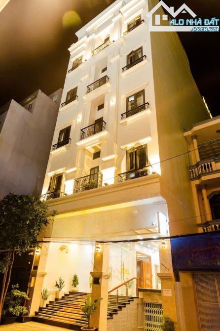 Cho thuê Khách Sạn 45P MT Đường Trương Định ,Bến Thành , Quận 1