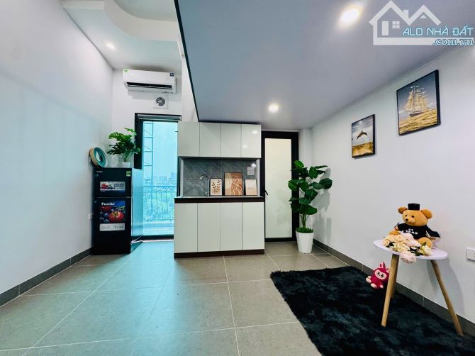 Cho Thuê CCMN Ngõ 24 Đại Mỗ Nam Từ Liêm 30m2 Gác Xép Cửa Sổ Ban Công Thang Máy 22P ÔTô